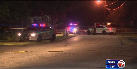 Sister, neighbor who treated 15-year-old shot in SW Miami-Dade speak out amid search for gunmen